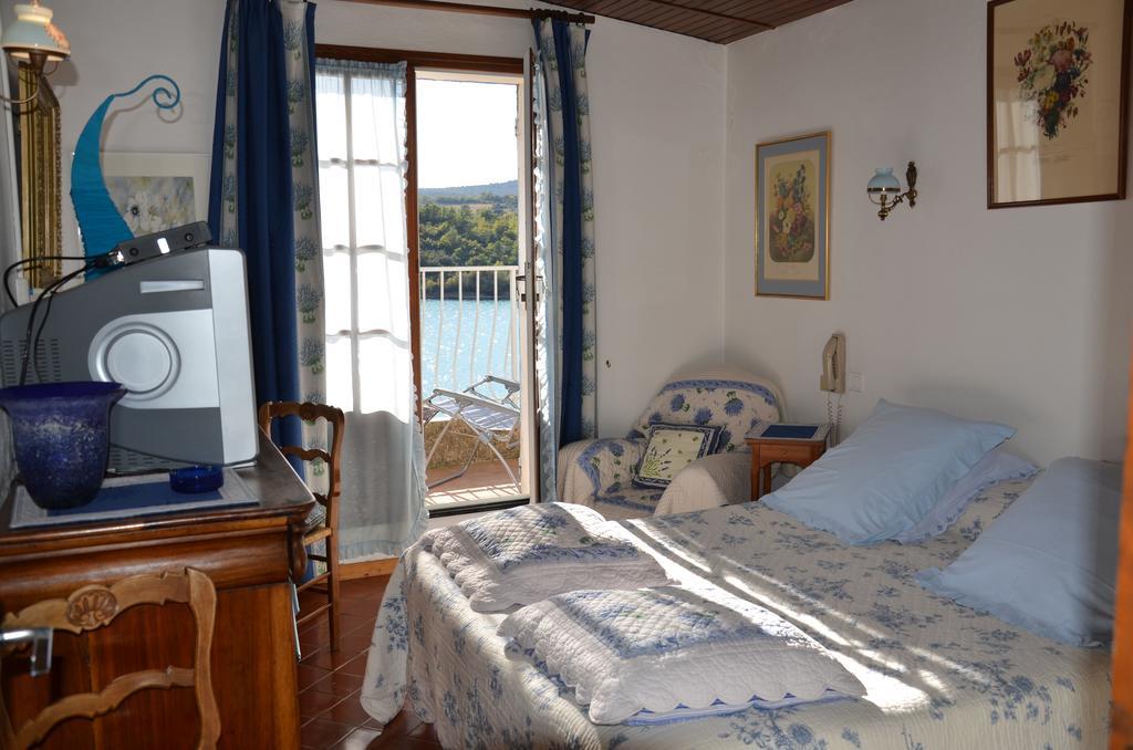 Auberge Du Lac Bauduen Cameră foto